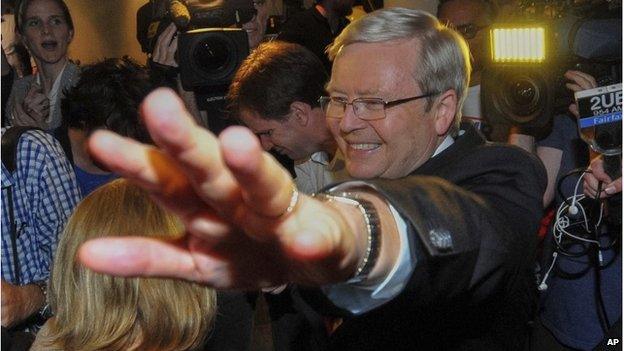 Kevin Rudd greets supports as he leaves an Australian Labor Party election night function in Brisbane, 7 September