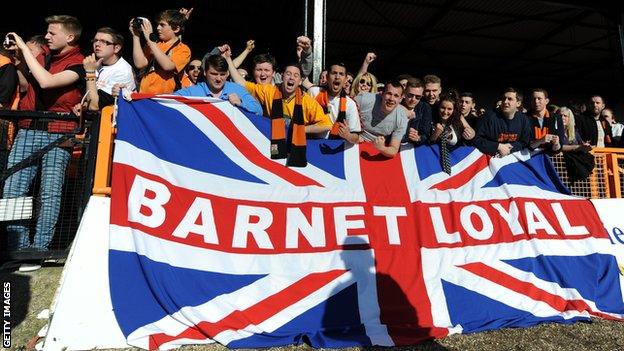 Barnet fans