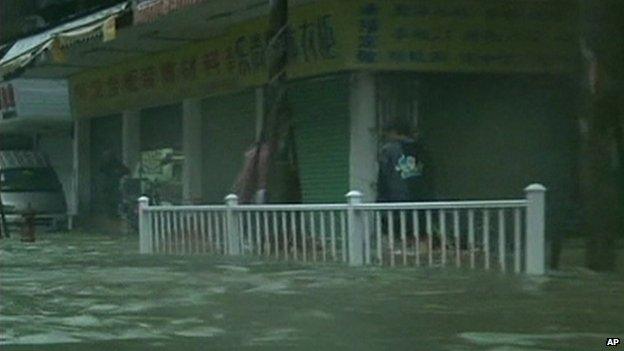Floods in Shantou, Guangdong province, China, 22 September 2013