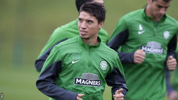 Nicolas Mezquida trains with Celtic