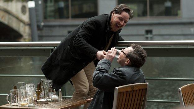 The film also stars Eddie Marsan as Robertson's supposed best-friend Bladesey