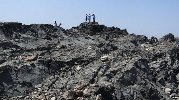 Picture handout from the Pakistani government of the island that appeared off the coast of Gwadar, on 25 September 2013