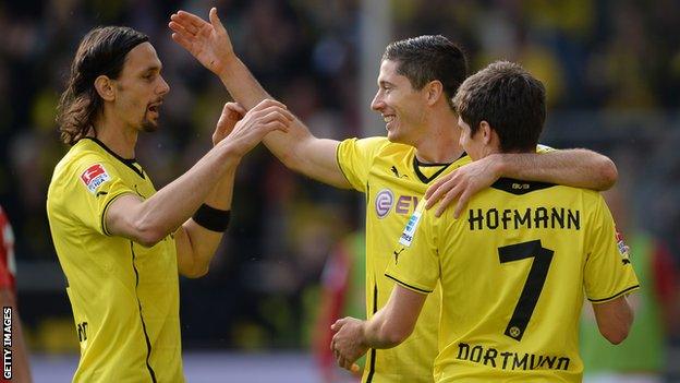 Borussia Dortmund celebrate a goal