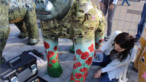 Gorilla statue outside Forum in Norwich being re-painted