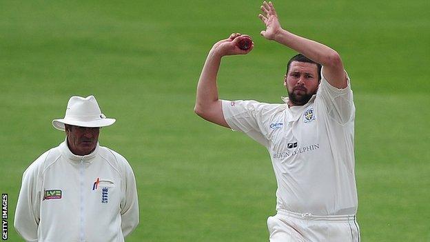 Steve Harmison bowling for Durham