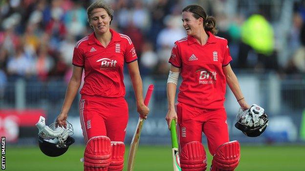 England's Natalie Sciver and Lydia Greenway