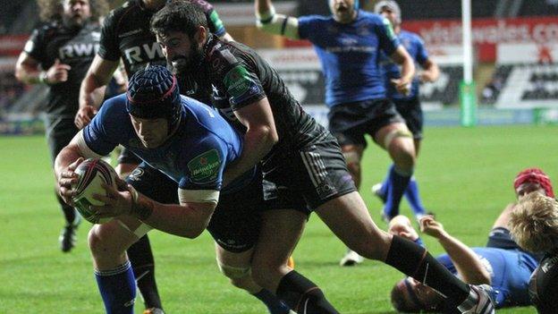 Sean O'Brien goes over