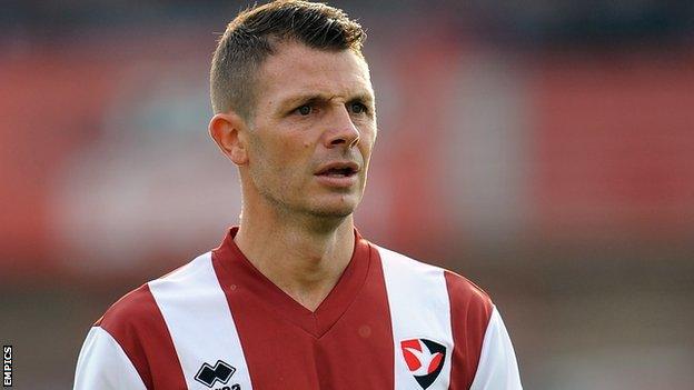 Cheltenham striker Jamie Cureton