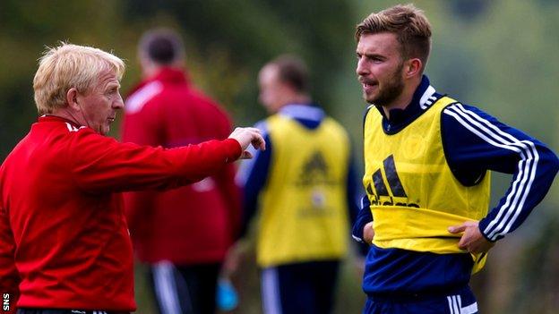 Scotland manager Gordon Strachan and James Morrison during training