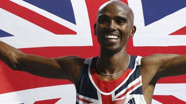 Mo Farah celebrates victory