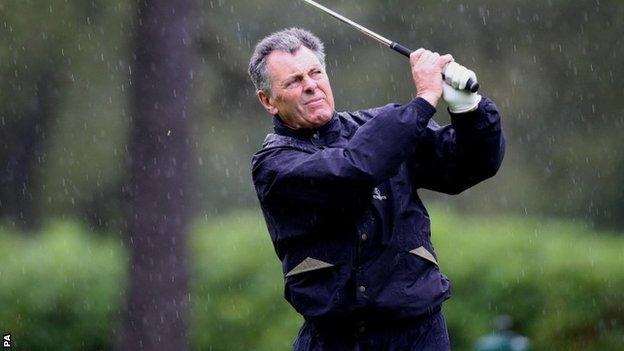 Bernard Gallacher wants more defibrillators at golf clubs