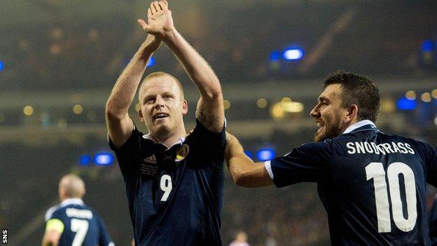 Steven Naismith and Robert Snodgrass celebrate