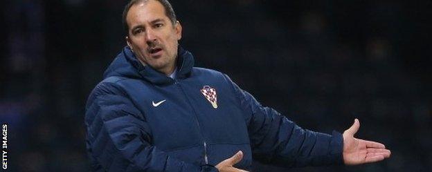 Croatia manager Igor Stimac offered to resign after his side's defeat by Scotland