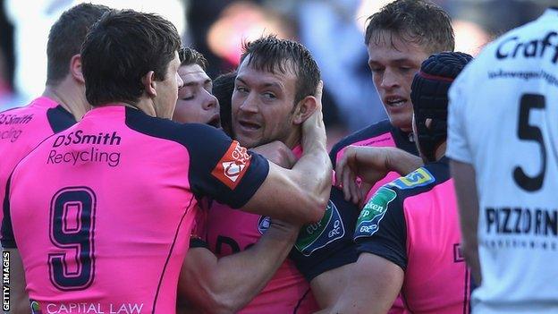 Gareth Davies is congratulated by his team-mates