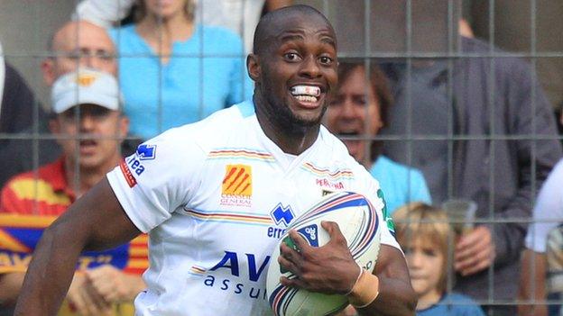 Wandile Mjekevu scores a try for Perpignan against Edinburgh