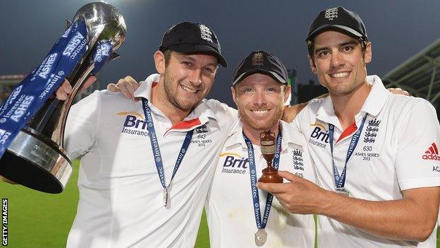 England players Tim Bresnan, Ian Bell and Alastair Cook celebrate