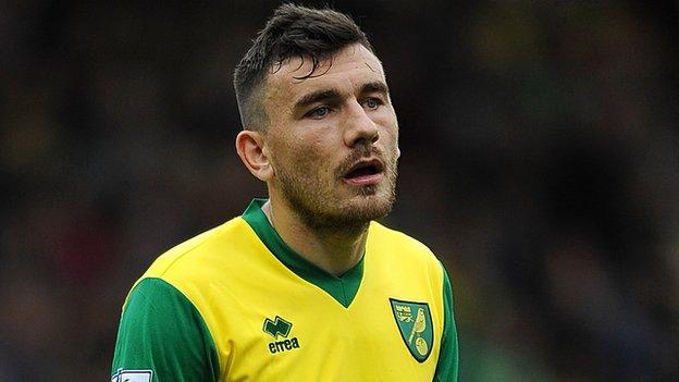 Robert Snodgrass in action for Norwich City