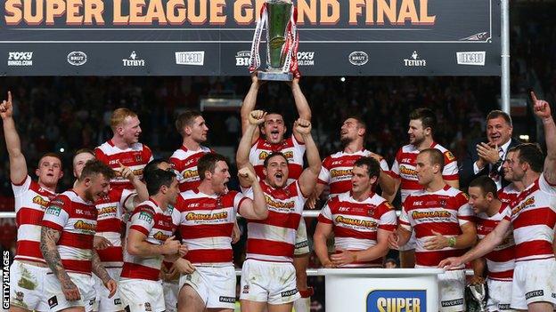 Wigan win the Super League Grand Final