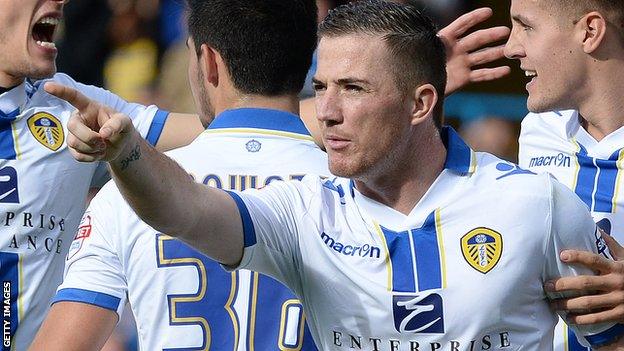 Leeds United's Ross McCormack celebrates scoring