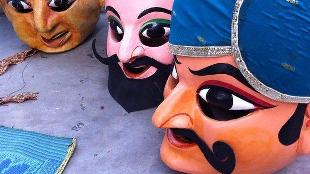 Puppets in Kathputli colony