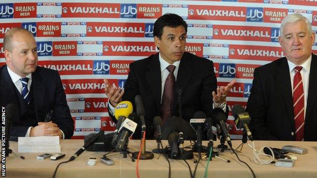 Wales manage Chris Coleman, flanked by CEO Jonathan Ford and FAW President Phil Pritchard