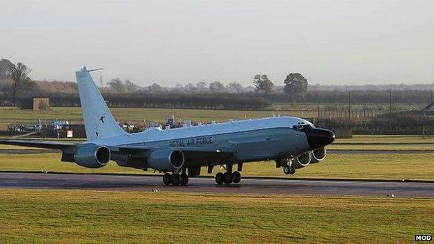 Rivet Joint aircraft arriving at RAF Waddington