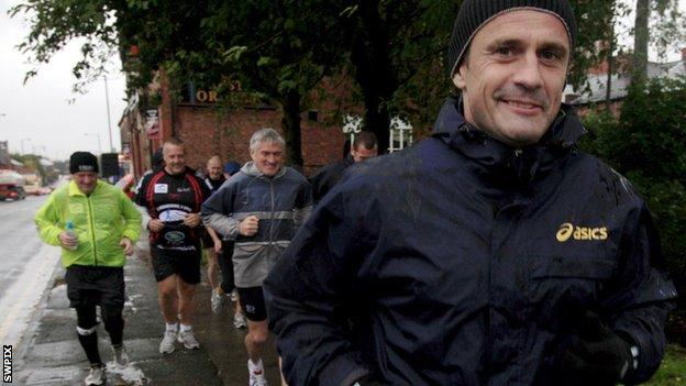 Steve Prescott (right) on a run raising money for charity