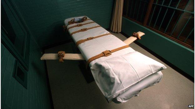 Archive photo of death chamber in Texas