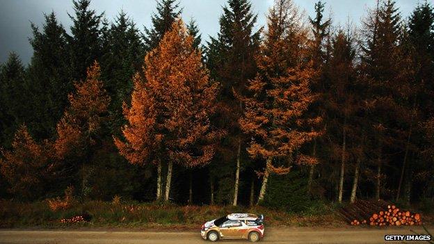 Dani Sordo and Carlos Del Barrio of Spain drive the Citroen DS3 WRC on the qualifying stage