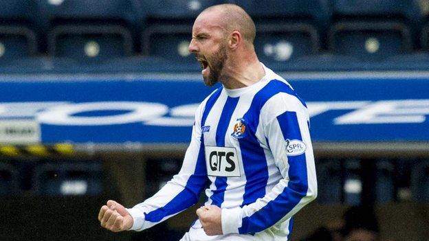 Kris Boyd celebrates for Kilmarnock