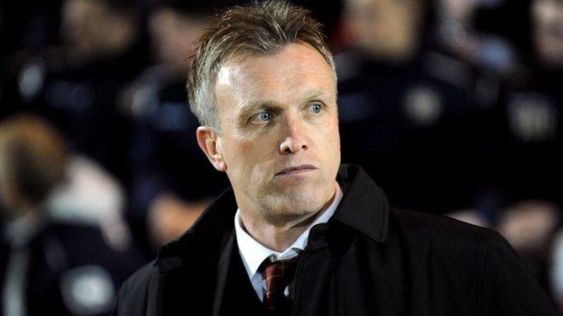 Crewe boss Steve Davis