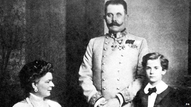 Archduke Franz Ferdinand, Sophie Duchess of Hohenberg and one of their children