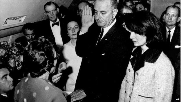 Lyndon Johnson is sworn in as US president next to Jacqueline Kennedy in Dallas, 22 November 1963