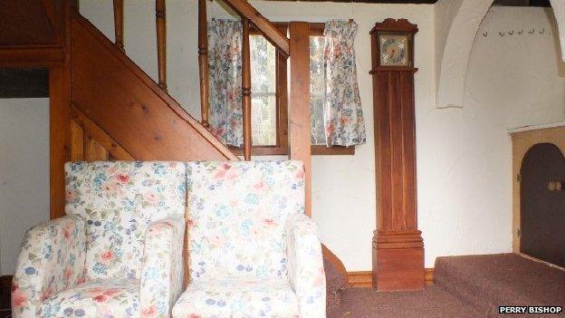 Wendy house living room