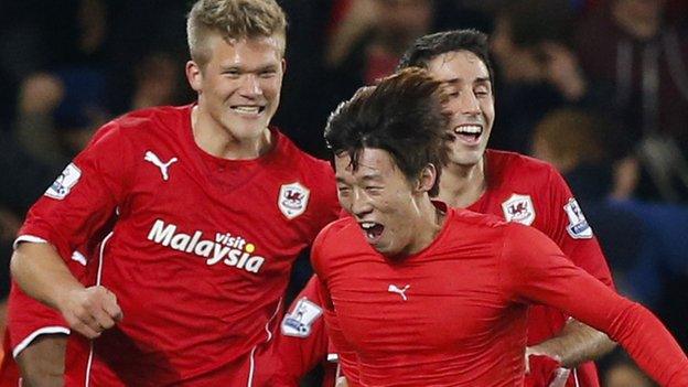 Cardiff celebrate against Man Utd