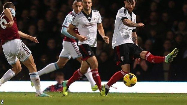 Joe Cole curls home West Ham's third goal