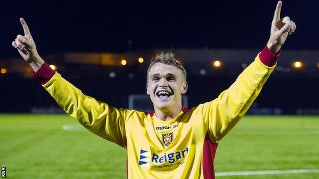 Albion Rovers scorer Gary Phillips