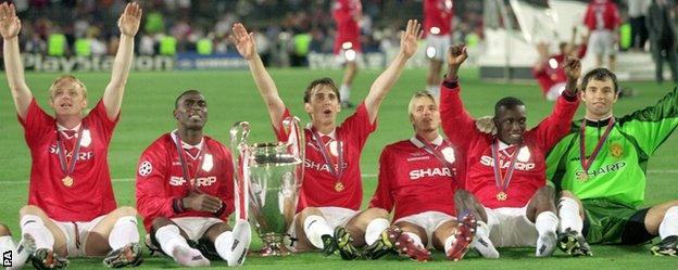 Manchester United celebrate winning the 1999 European Cup