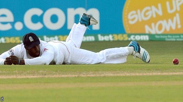 Michael Carberry drops a catch late on day one of the second Ashes Test