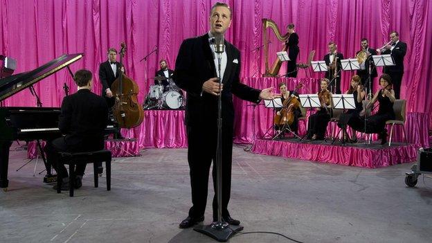 Ragnar Kjartansson's "God"