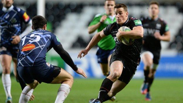 Ospreys' Tyler Ardron in action against Castres