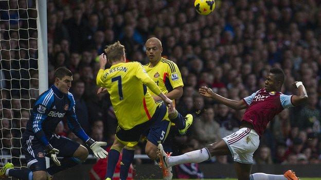 Sunderland defend during a rare foray forward by West Ham