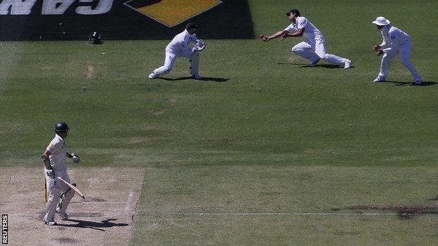 Alastair Cook drops Chris Rogers