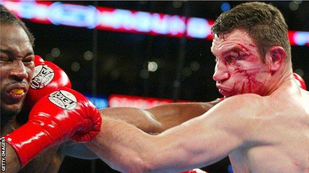 Vitali Klitschko versus Lennox Lewis