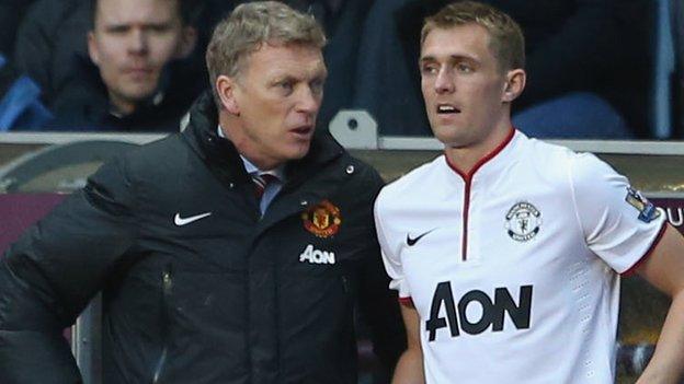 Manchester United manager David Moyes and midfielder Darren Fletcher