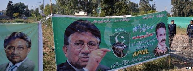 Banners showing images of former Pakistani military ruler Pervez Musharraf near his residence in Islamabad (November 2013)