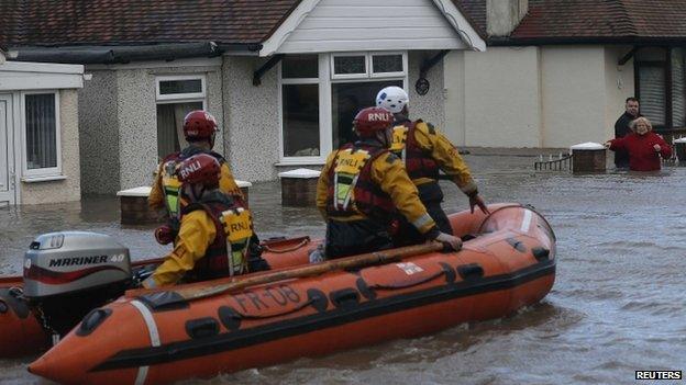 Rhyl flood rescuers go to the aid of people