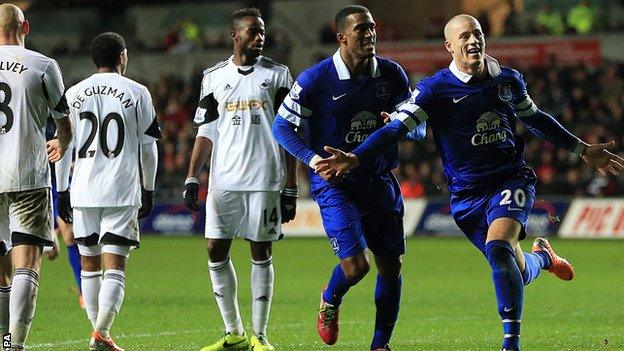 Ross Barkley celebrates