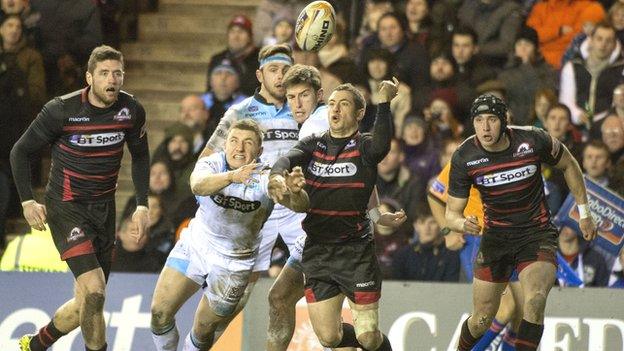 Edinburgh and Glasgow fight for possession