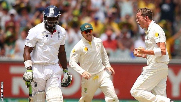 Peter Siddle celebrates Michael Carberry's wicket